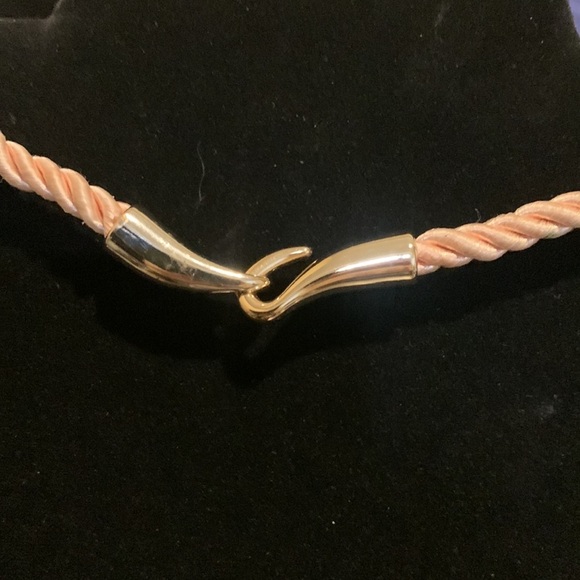 ♥️ Sale 3for$15! Vintage Pink/Peach & gold tone bead necklace. - Picture 3 of 3
